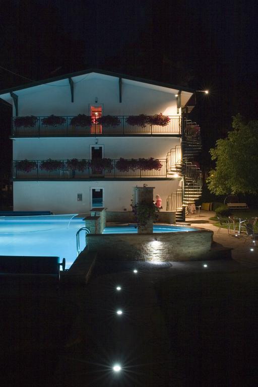 Apartamenty Amber Rewal Esterno foto